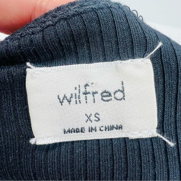 Aritzia wilfred crisscross halter top in black size XS - Picture 7 of 8